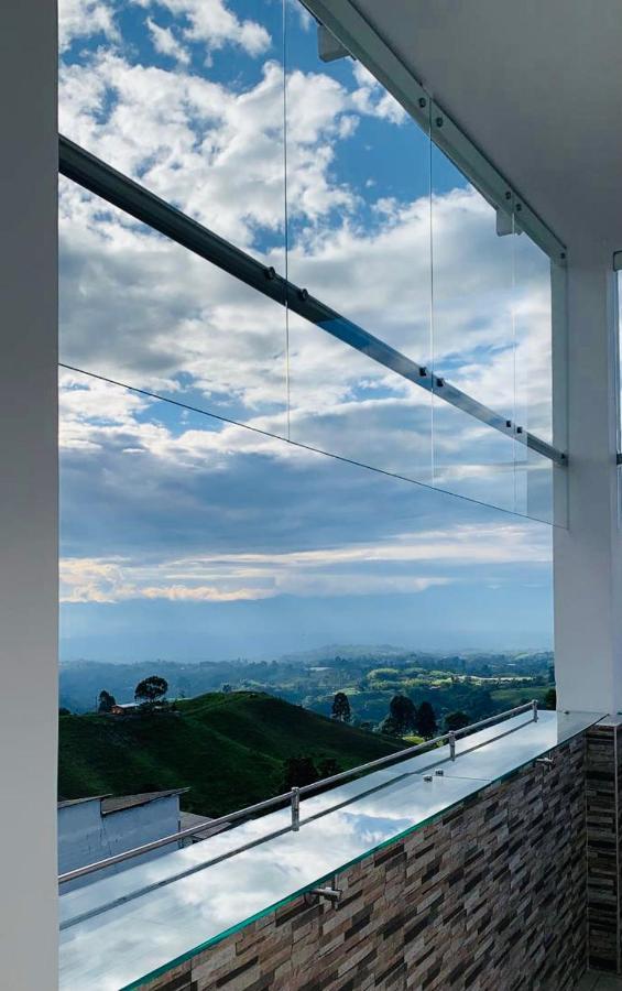 Penthouse - Vista Hermosa Apartment