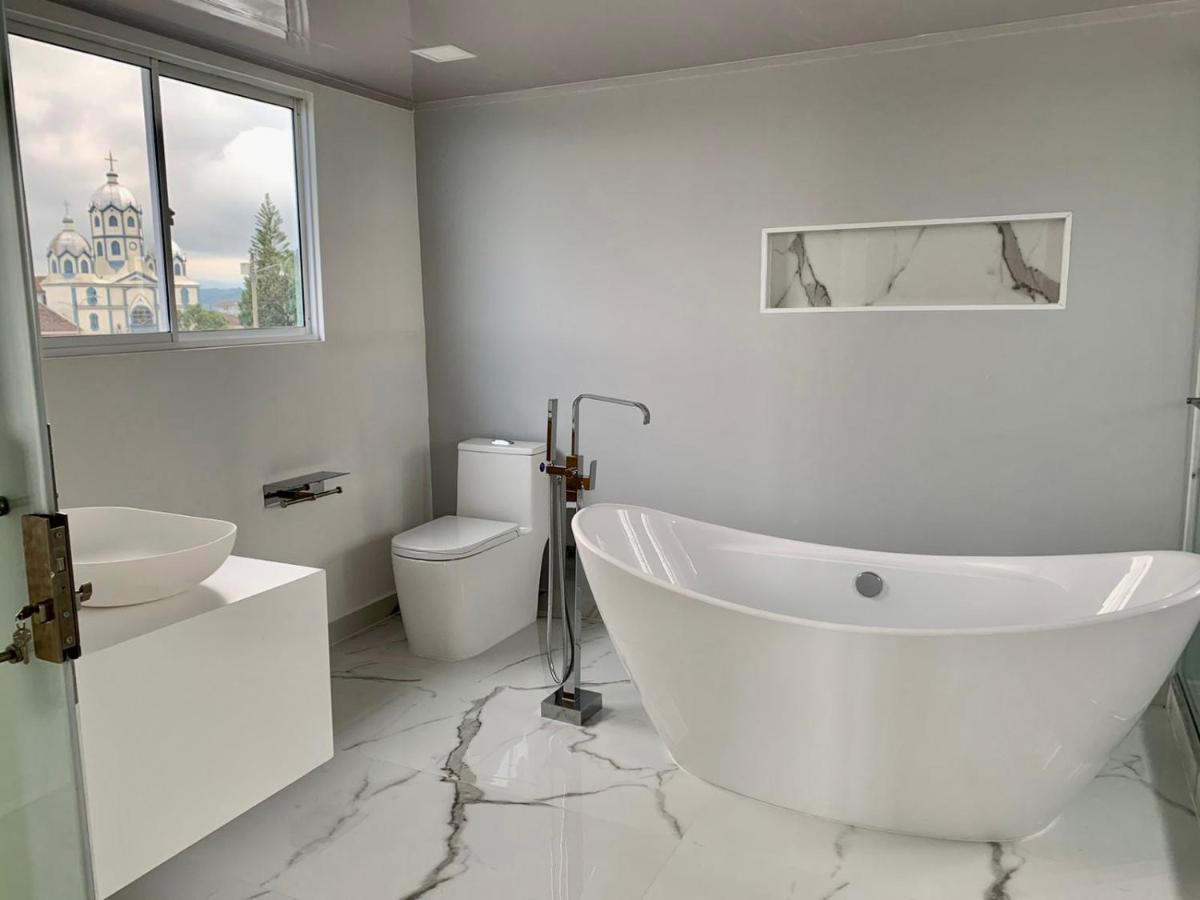 Penthouse - Vista Hermosa Apartment Filandia